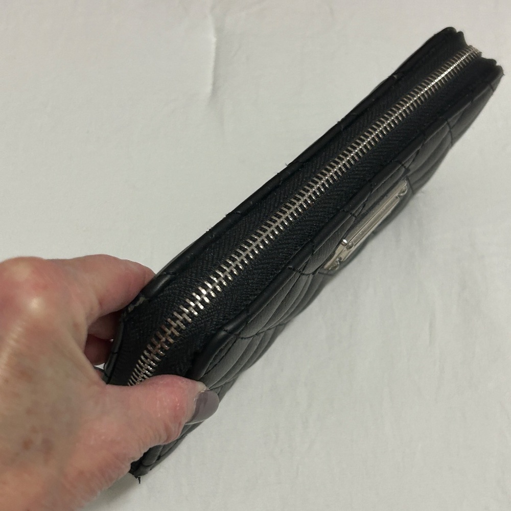 Women's Madden Girl Black Quilted Vegan Zip Around Wallet - Picture 4 of 10